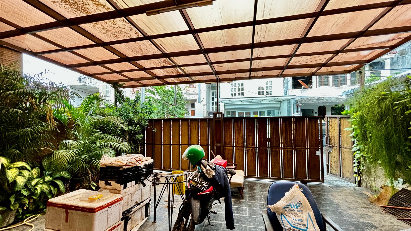 Rumah di Pondok Indah Jalan Kaki 3 Menit Ke Mall Pondok Indah 3