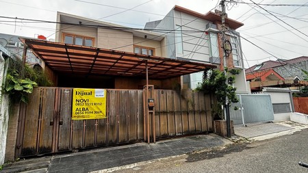 Rumah di Pondok Indah Jalan Kaki 3 Menit Ke Mall Pondok Indah 3