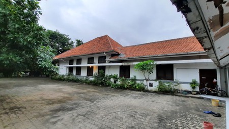 Rumah cocok buat perkantoran Surabaya Pusat