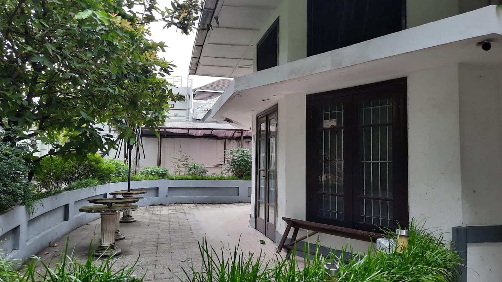 Rumah cocok buat perkantoran Surabaya Pusat