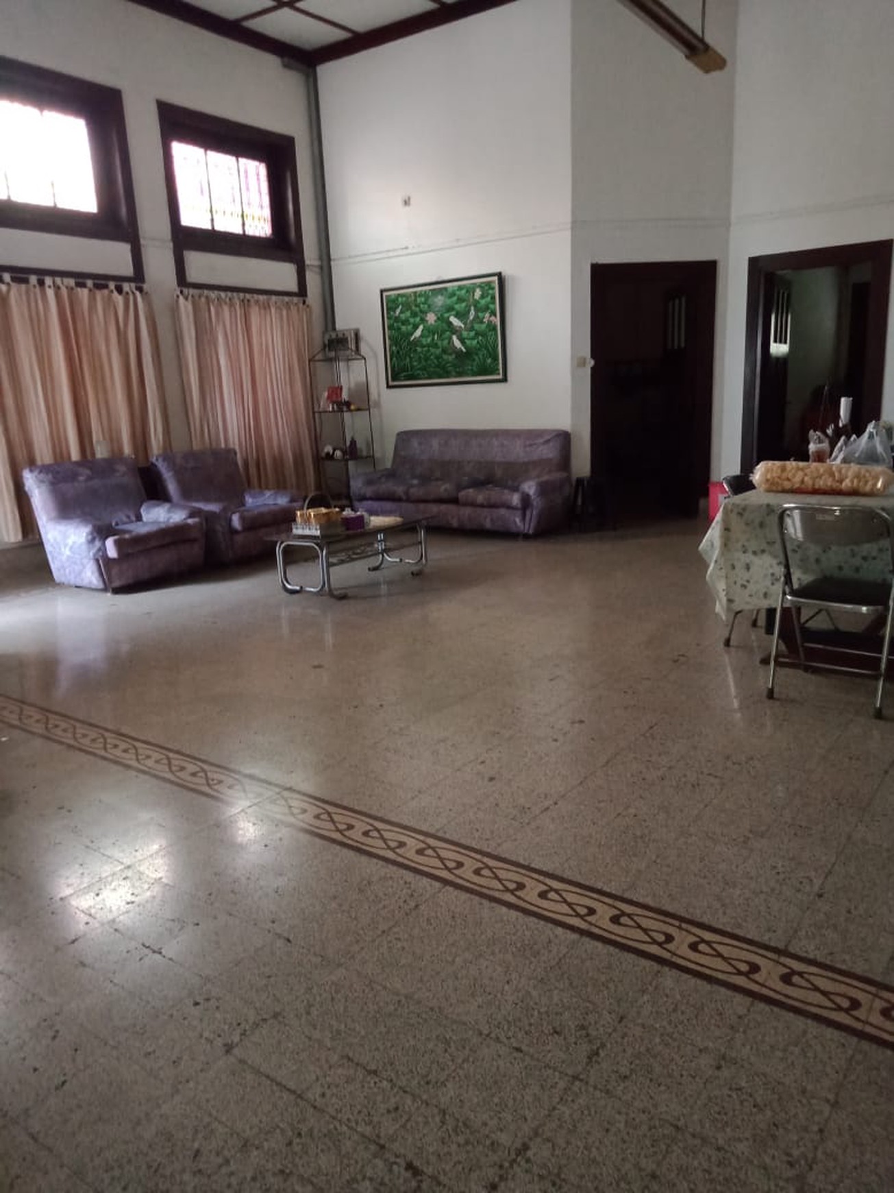 Rumah cocok buat perkantoran Surabaya Pusat