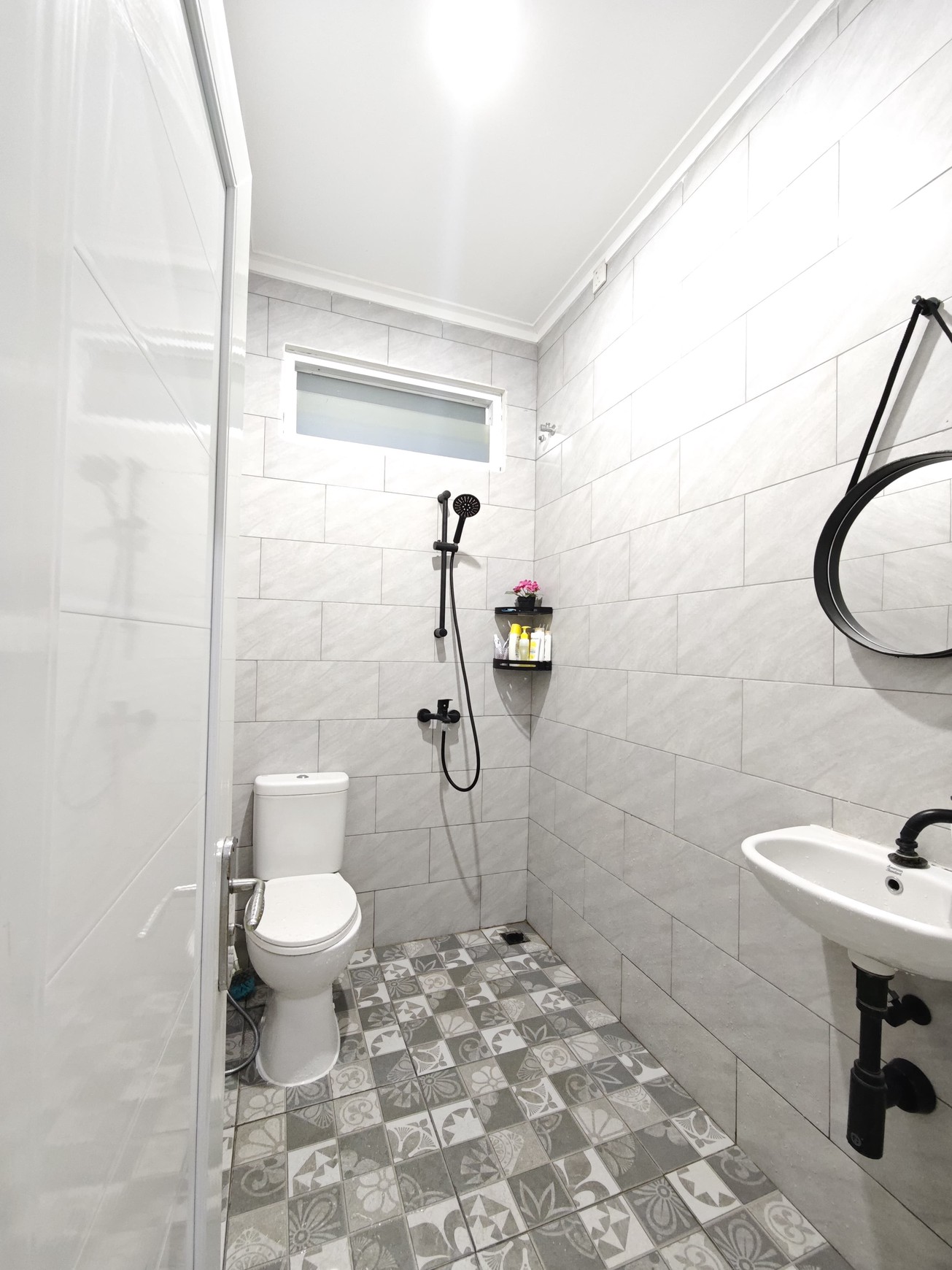 Rumah Bersih Siap Huni di Citra Land, Cileungsi