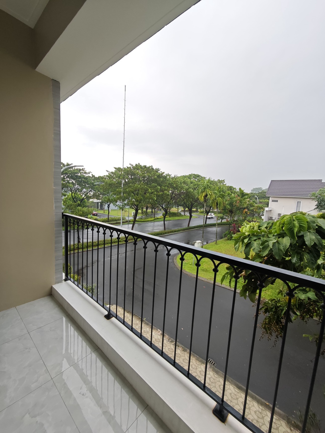 Rumah Bersih Siap Huni di Citra Land, Cileungsi