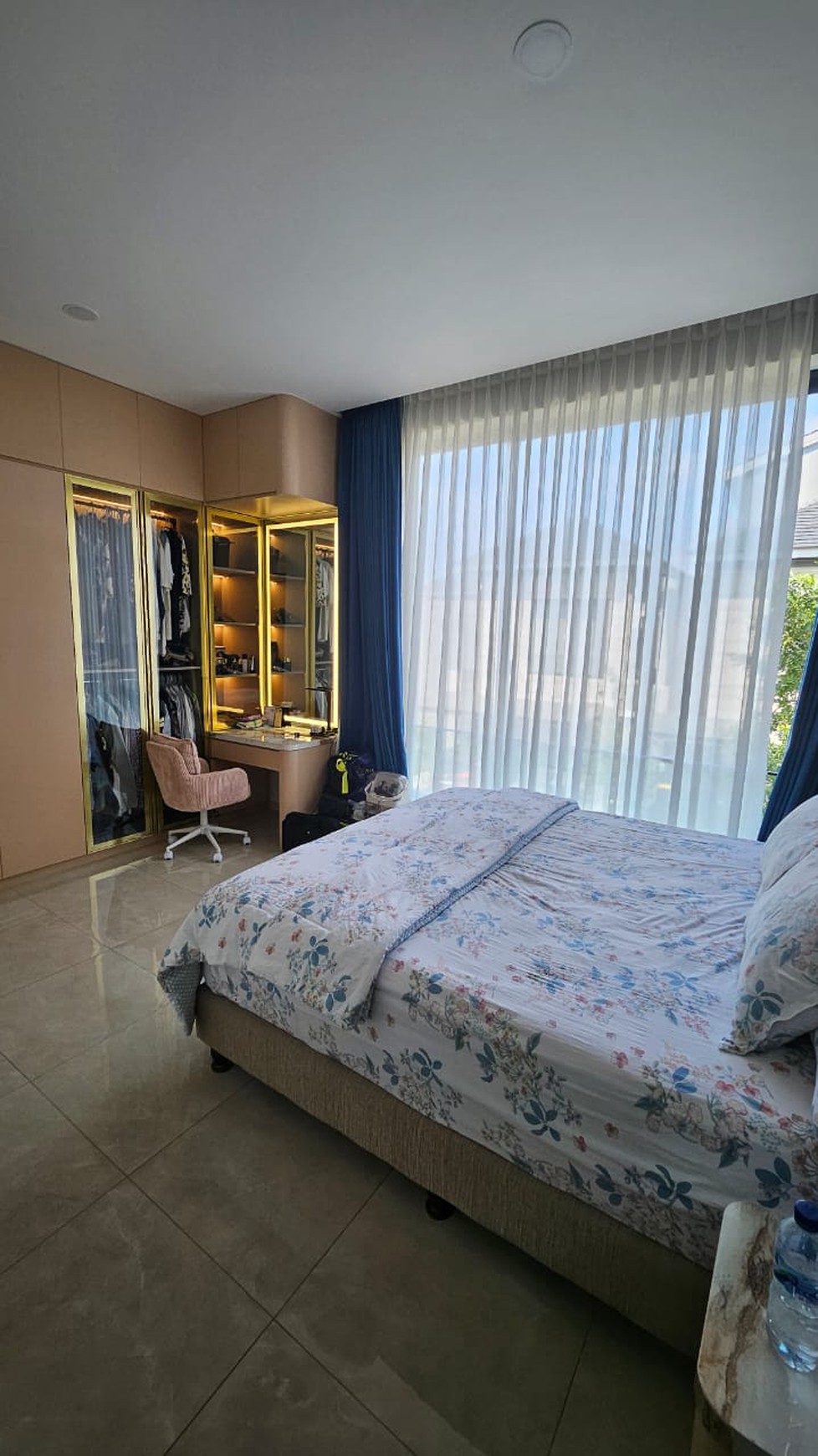 Rumah bagus siap huni di Discovery Alton Bintaro