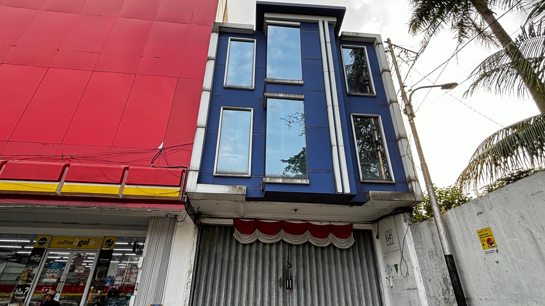 Ruko 3 Lantai di Area Komersil Otista Raya Jatinegara Dan Ramai Dengan Tempat Usaha