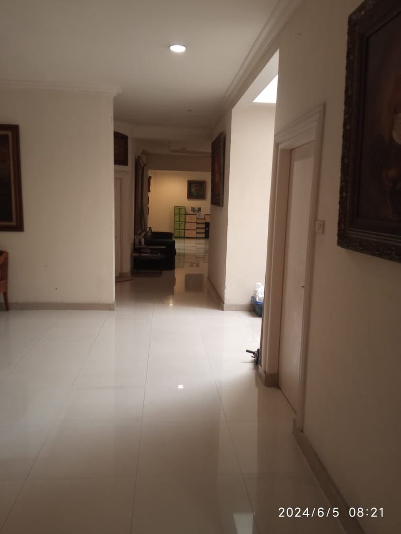 Dijual rumah dalam komplek dekat Unas