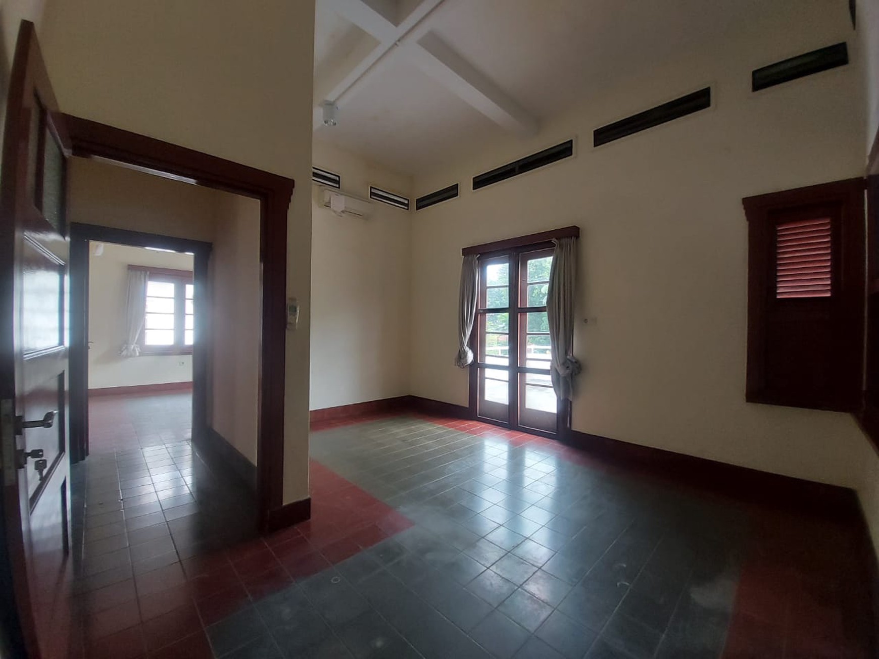 Tanah abang luas 743 dekat kantor walikota harga NJOP