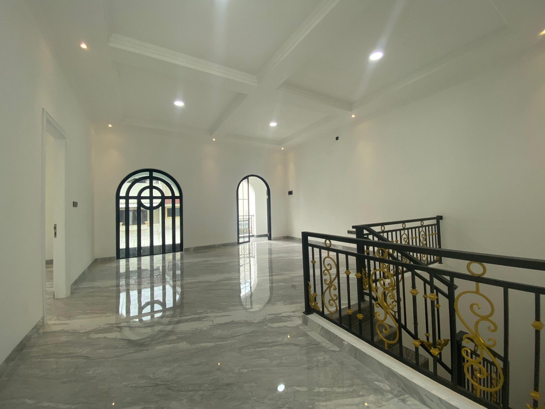 Rumah Mewah Minimalisn Brand New Siap Huni di  Bintaro Sektor 9