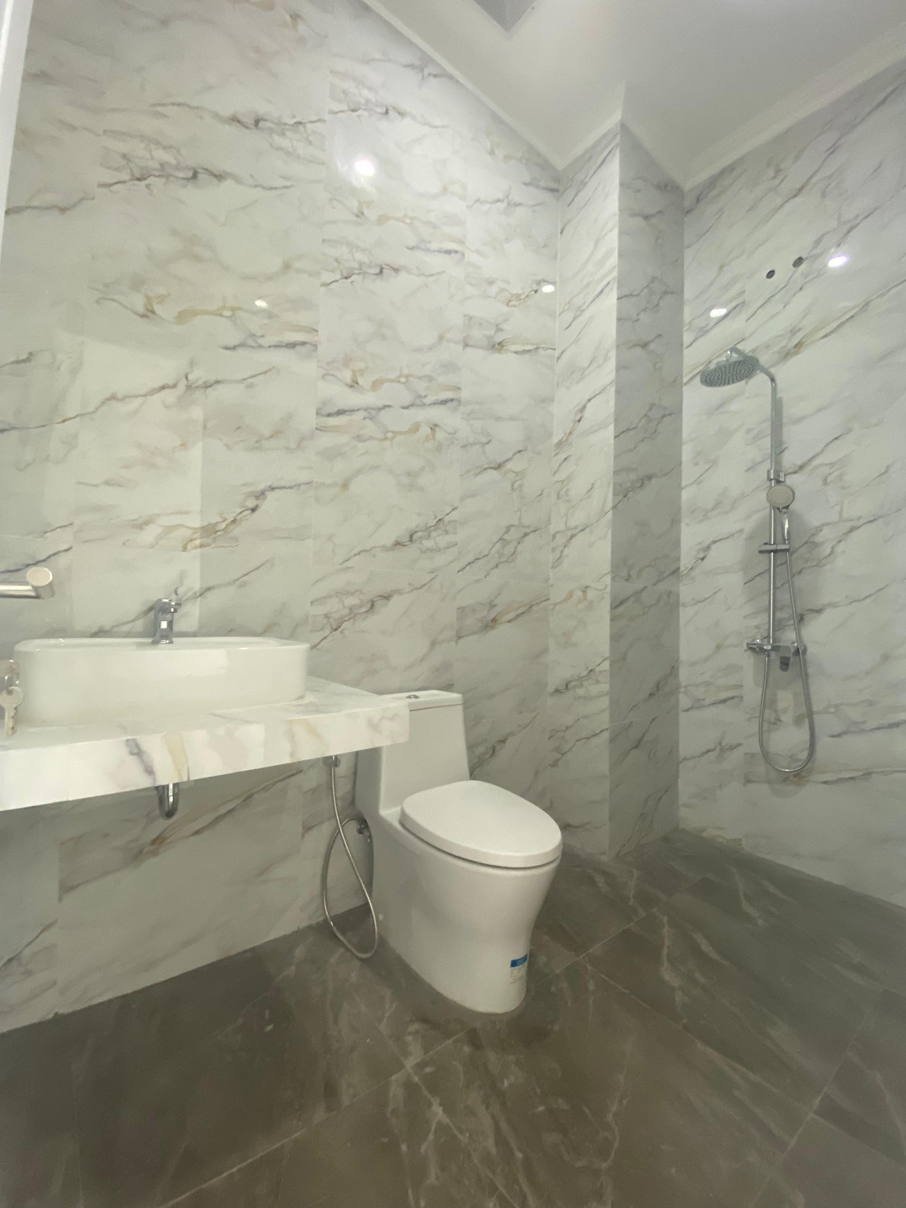 Rumah Mewah Minimalisn Brand New Siap Huni di  Bintaro Sektor 9