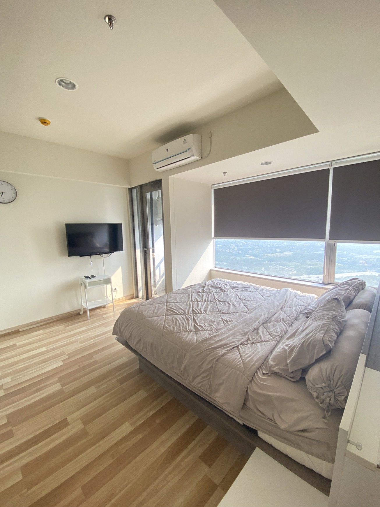 Apartemen Orange County 3BR Furnished Tower Glendale