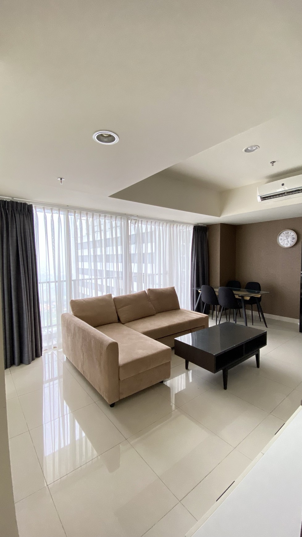 Apartemen Orange County 3BR Furnished Tower Glendale