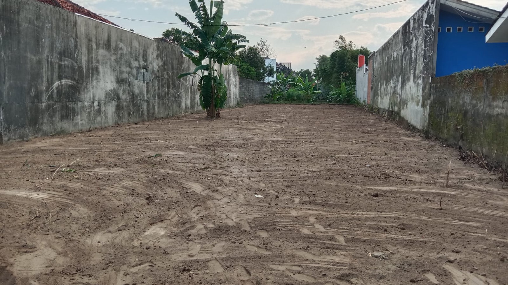 Tanah 1025 Meter Persegi Lokasi Strategis Dekat Pasar Kolombo Condongcatur Depok Sleman