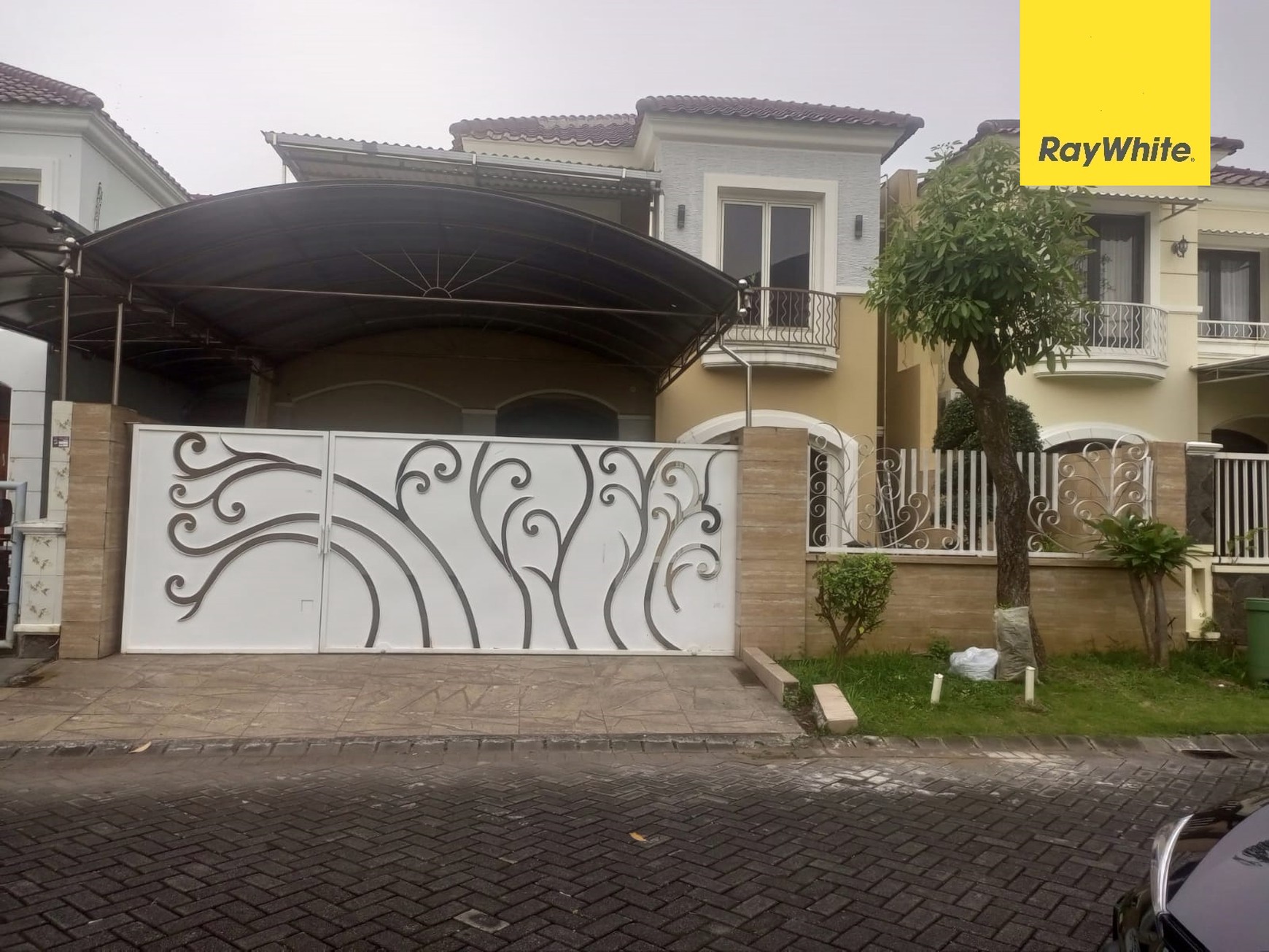 Dijual Aset Lelang Rumah Di Wisata Bukit Mas Cluster Royal Palais Surabaya