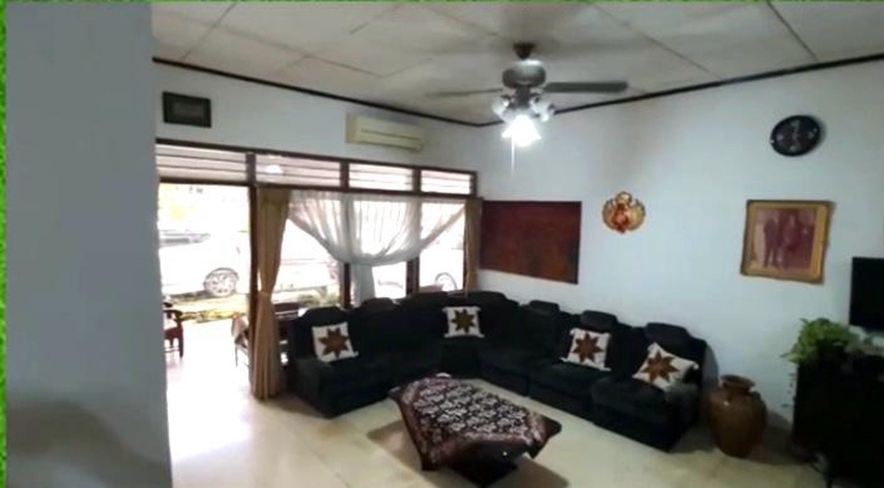Di Jual Rumah HOEK  1 Lantai - Lokasi Strategis  Cocok untuk Hunian Komersial Di Tebet - Jakarta Selatan