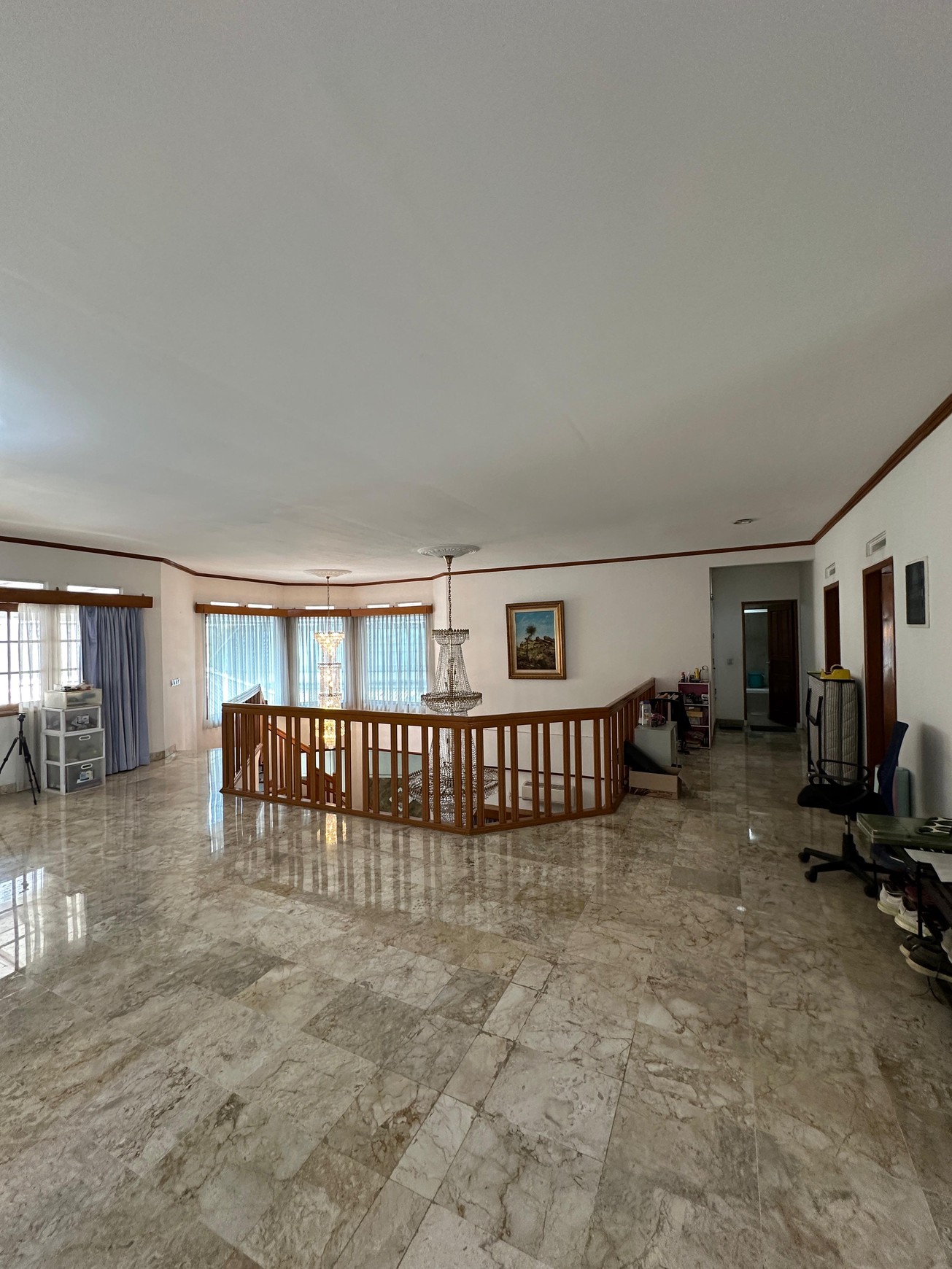 Harga Murah! Dijual Rumah Klasik di Cluster Gated Lebak Bulus, Jakarta Selatan