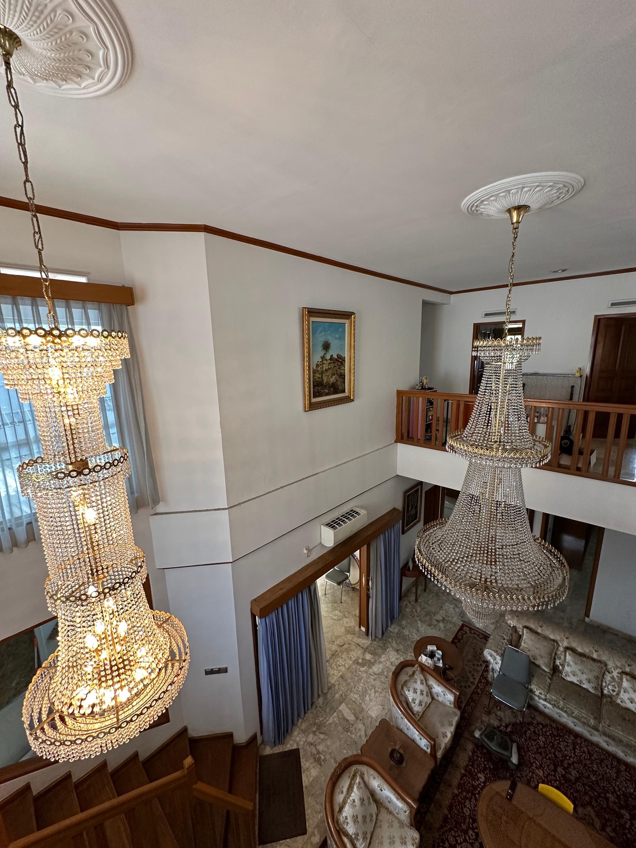 Harga Murah! Dijual Rumah Klasik di Cluster Gated Lebak Bulus, Jakarta Selatan