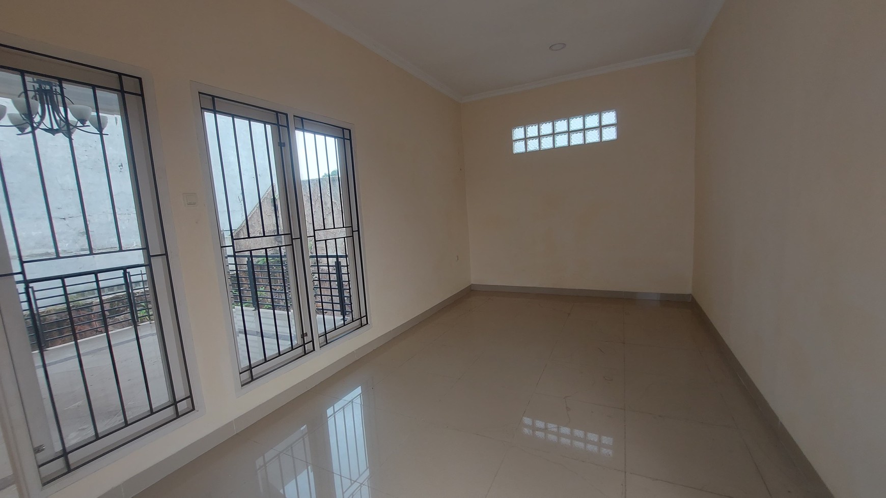 Rumah Luas Belakang Gedung Nestle Cocok Untuk Hunian atau Kost di Kebagusan