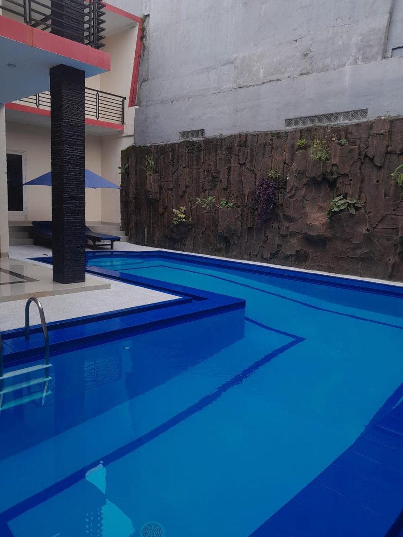 Rumah Luas Belakang Gedung Nestle Cocok Untuk Hunian atau Kost di Kebagusan