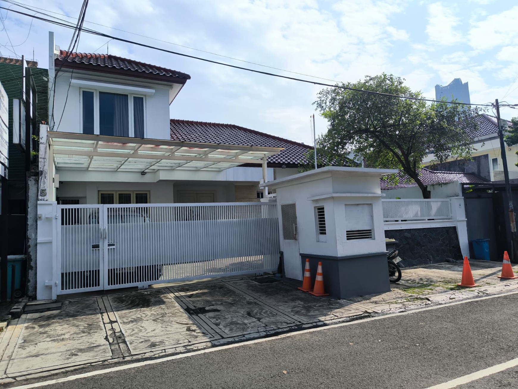 DIJUAL RUMAH JALAN BIRAH KEBAYORAN BARU