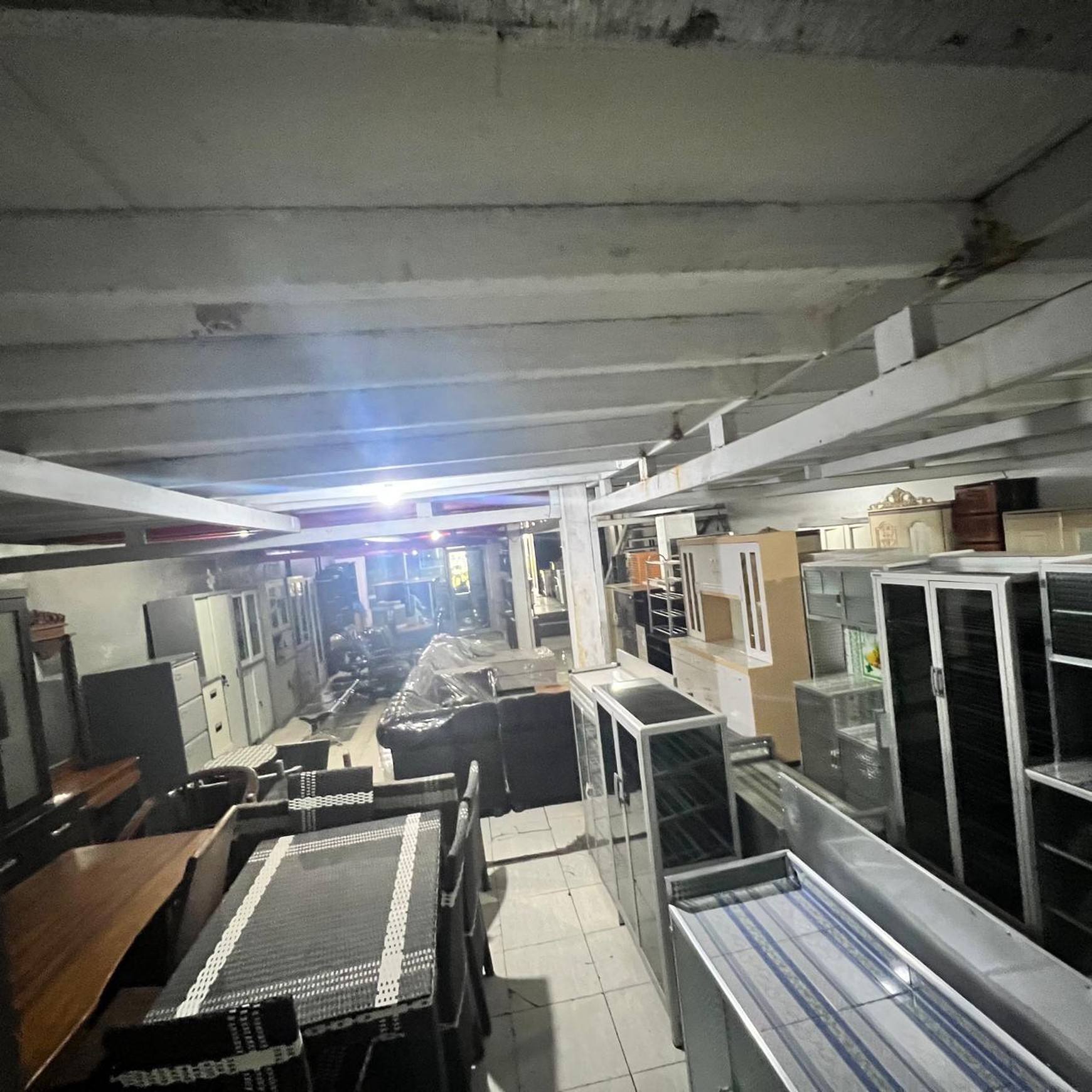 RUKO 3 LANTAI - JALAN KEDASIH RAYA, CIKARANG