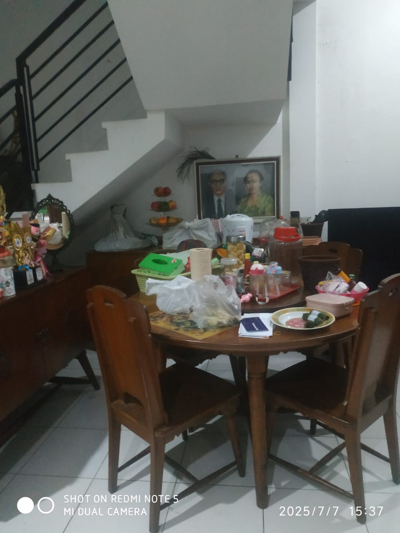 DIJUAL RUMAH TINGGAL DI CAKRA, LIMO