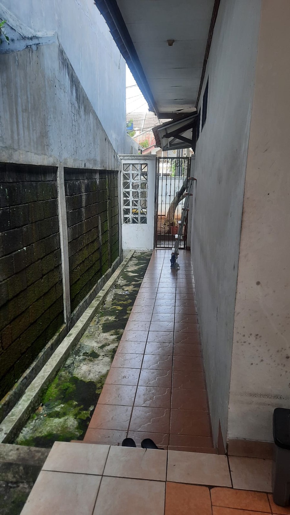 DIJUAL RUMAH TINGGAL DI AREA CINERE ESTATE
