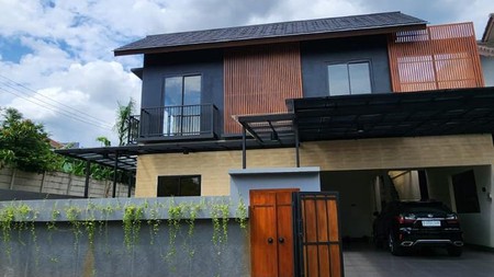 Rumah siap huni di perumahan terbaik di BSD  ( brand new )  