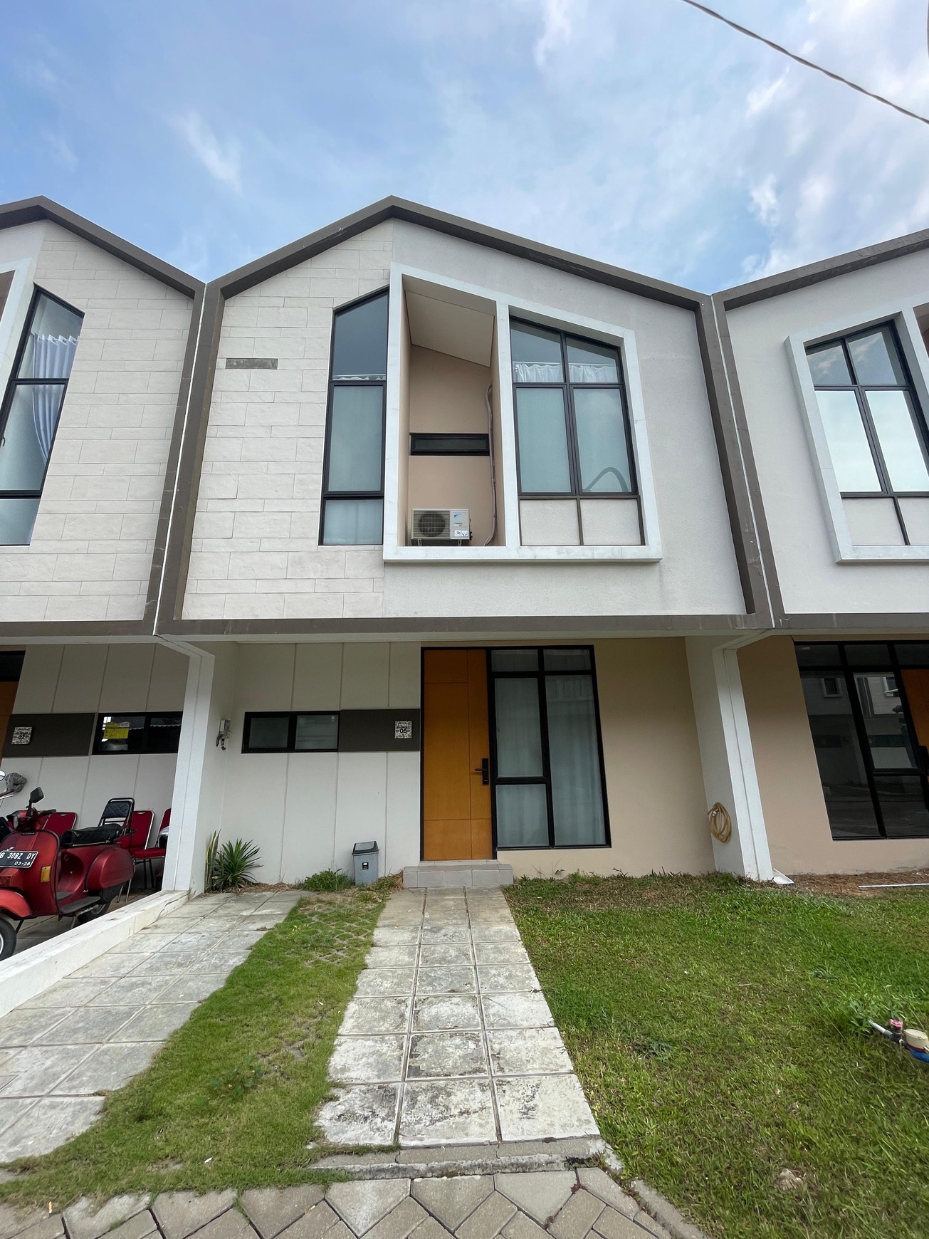Wimbledon Jababeka: Rumah Stylish & Fungsional di Tengah Kota Industri