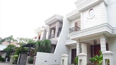 Rumah Mewah di Jakarta Selatan kondisi Siap Huni dan Hunian Nyaman