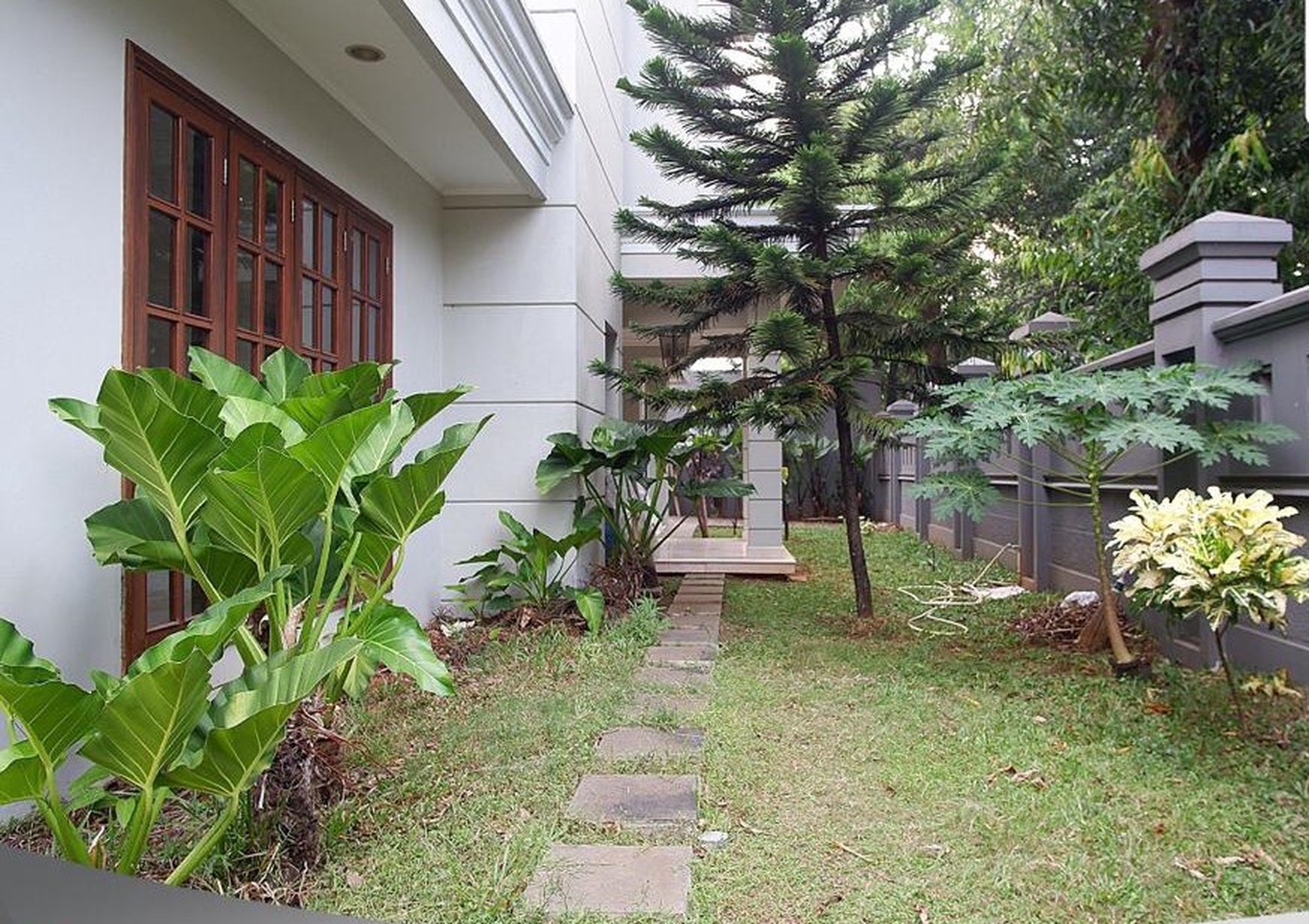 Rumah Mewah di Jakarta Selatan kondisi Siap Huni dan Hunian Nyaman