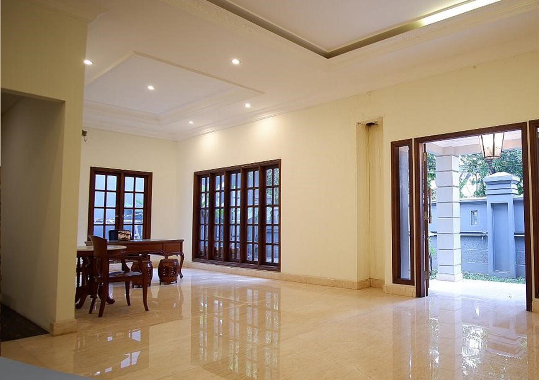 Rumah Mewah di Jakarta Selatan kondisi Siap Huni dan Hunian Nyaman