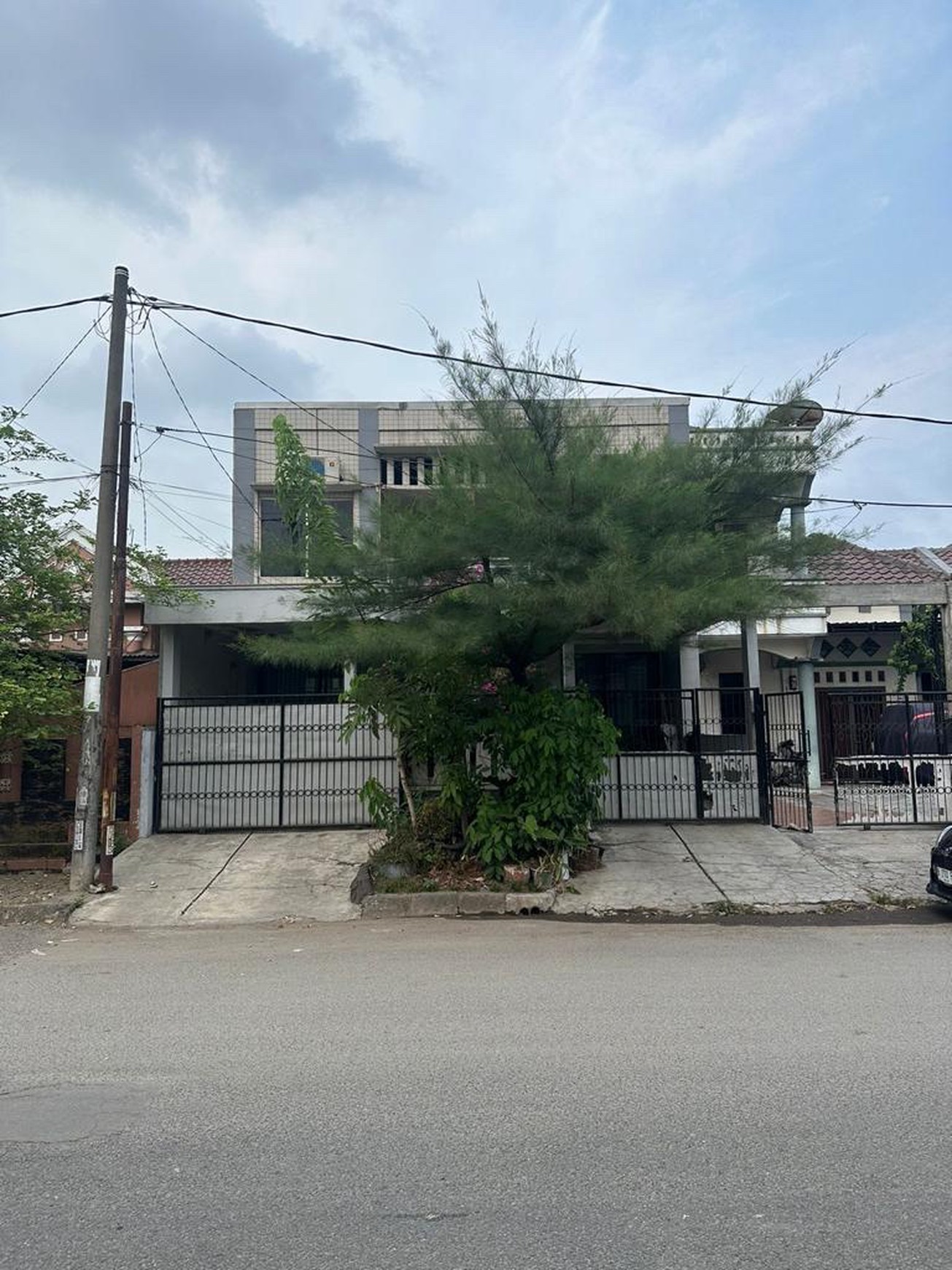 Rumah Siap Huni Beruang Raya Jababeka Cikarang