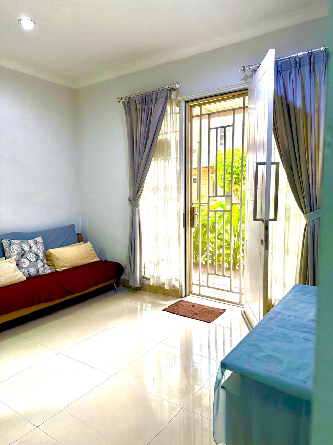 Rumah Full Furnished di Malibu Village Gading Serpong