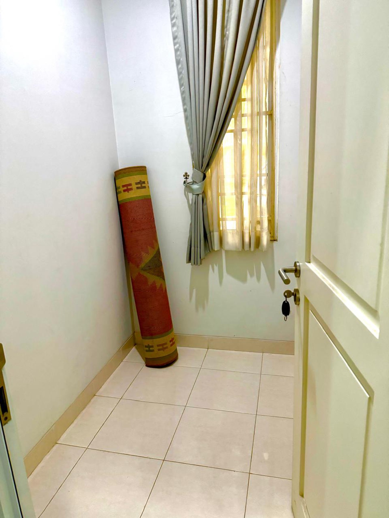 Rumah Full Furnished di Malibu Village Gading Serpong