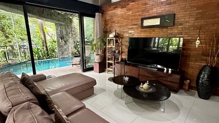RUMAH MEWAH ELEGAN DESAIN ARTISTIK BINTARO SEKTOR 9, AKSES MUDAH KE BSD CITY, GADING SERPONG