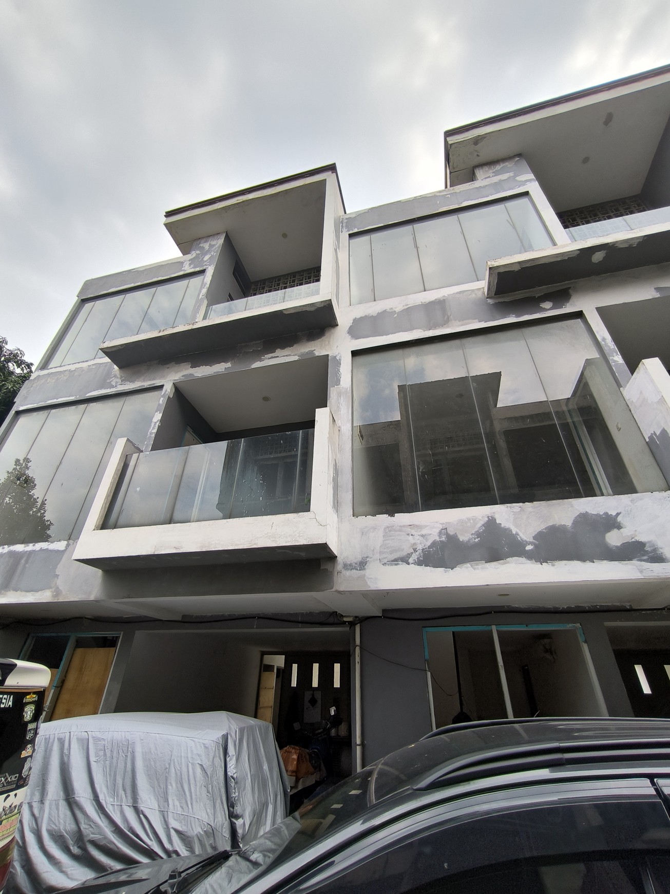 Dijual Tanah & Bangunan cluster Jl. Menteng Atas Raya - Jaksel