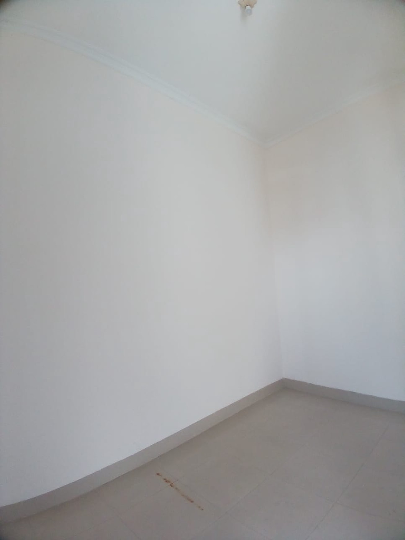 Rumah Disewakan nyaman, aman, dan siap huni Terletak di daerah Urbana Place, Ciputat -Tangsel