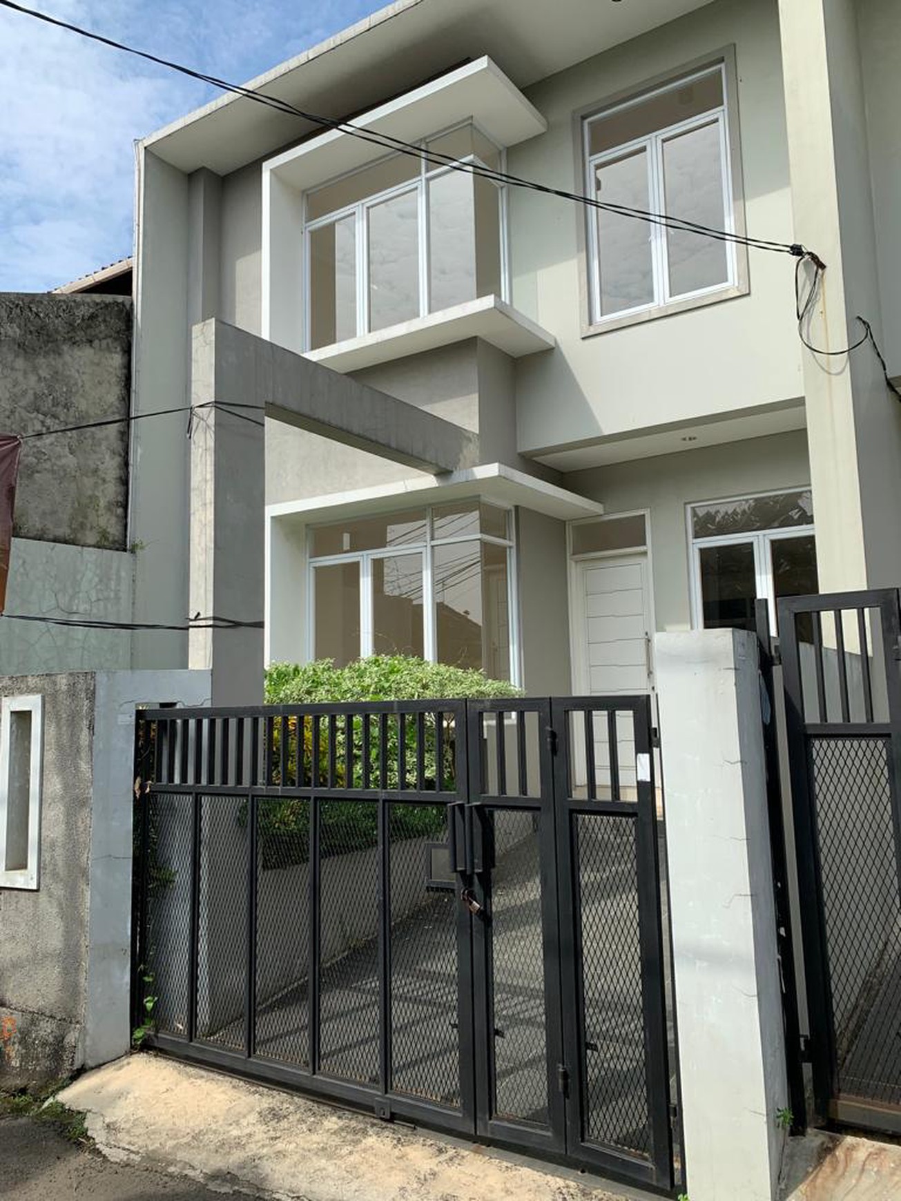 Rumah minimalis di Bintaro tangerang selatan.