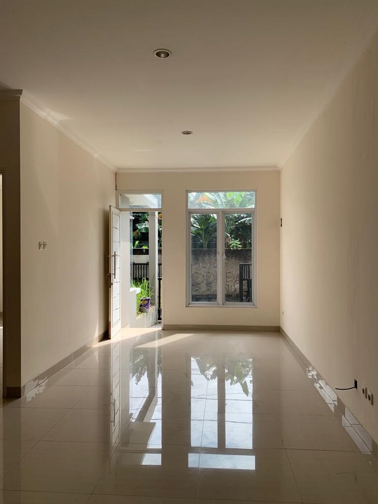 Rumah minimalis di Bintaro tangerang selatan.