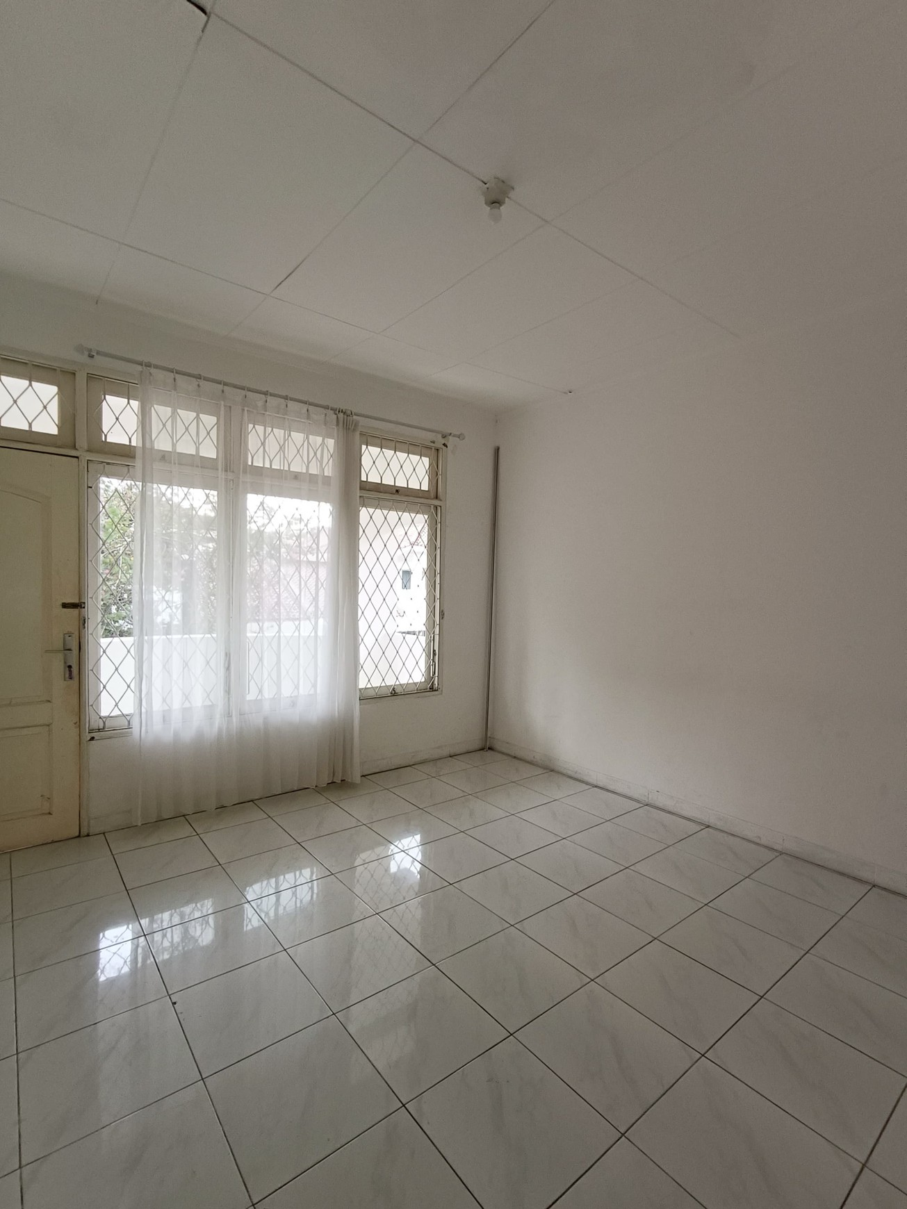 Rumah bagus siap huni di puri bintaro