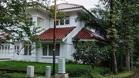 Rumah bagus siap huni di puri bintaro