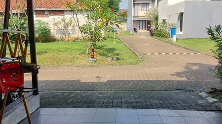 Rumah asri dan tenang di cluster  Viola Graha Raya