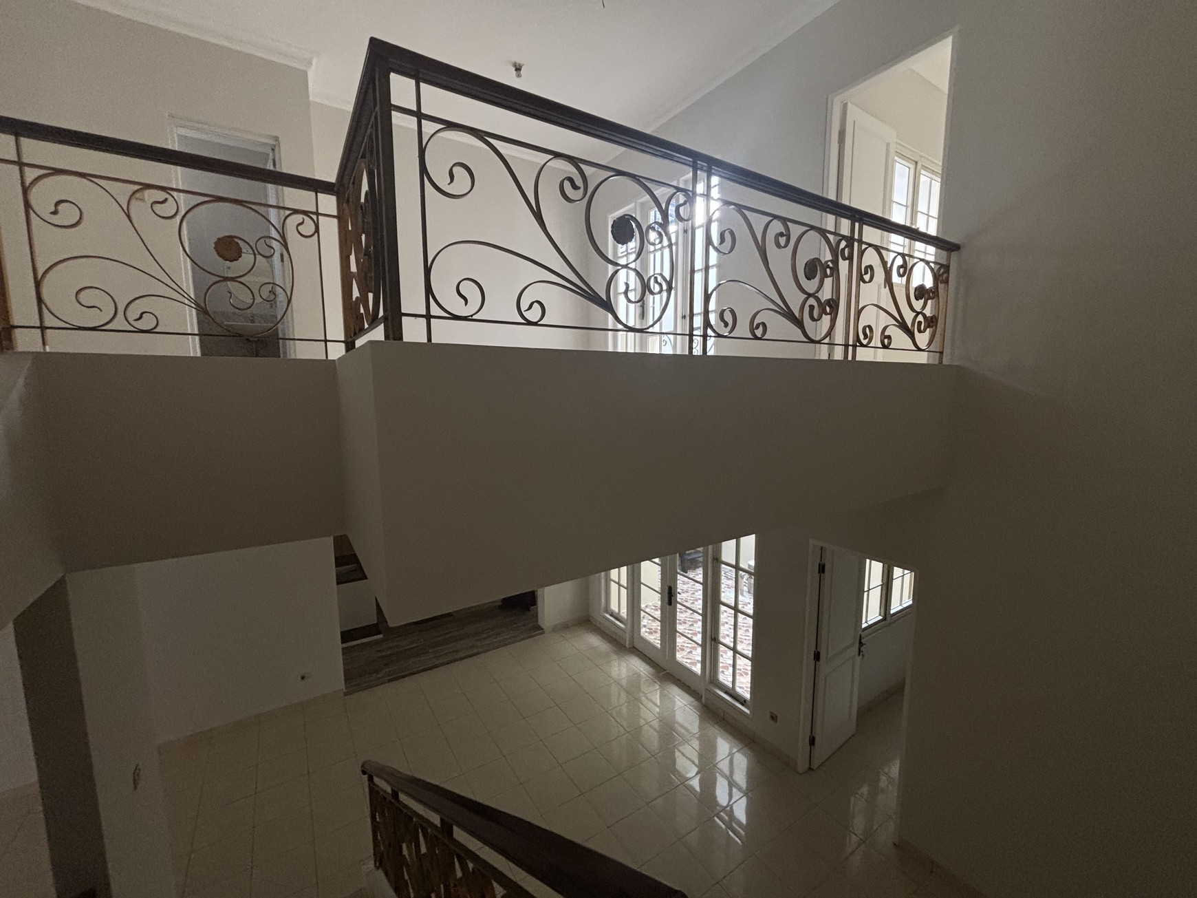 Rumah Kokoh 2 Lantai,  di Kota Wisata Cibubur 