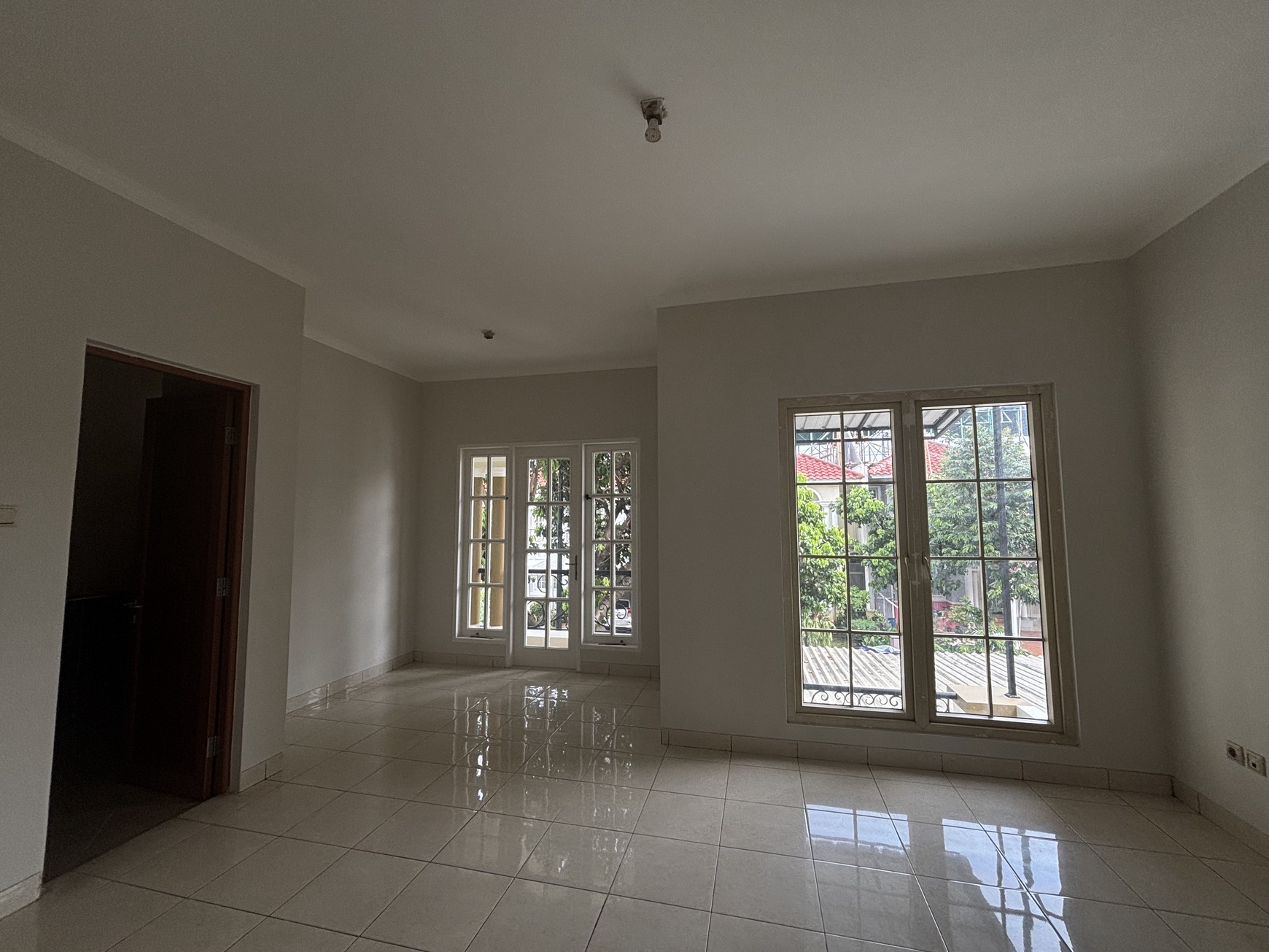 Rumah Kokoh 2 Lantai,  di Kota Wisata Cibubur 