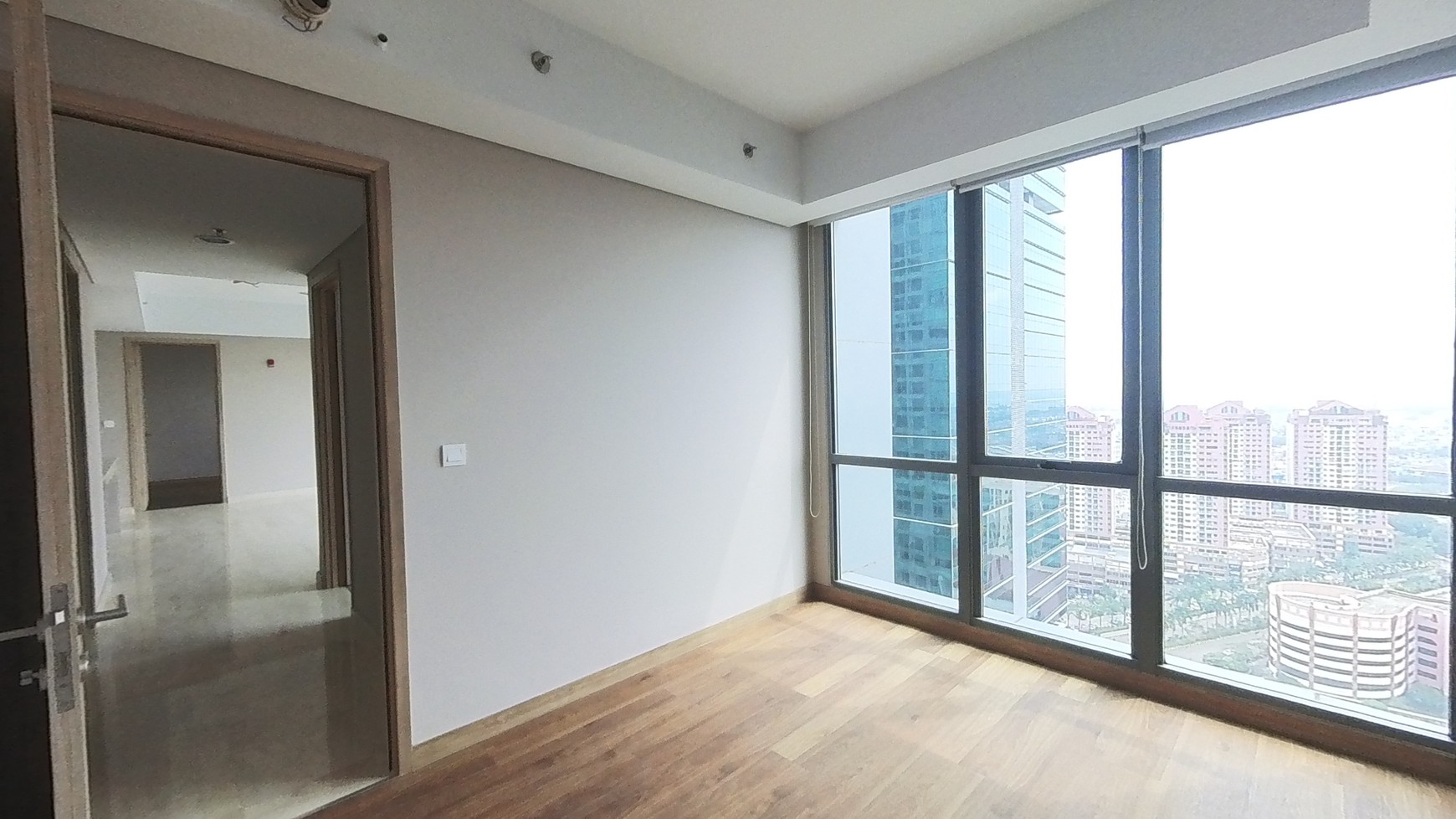 Apartemen Holland Village, private lift, baru, Jakarta Pusat