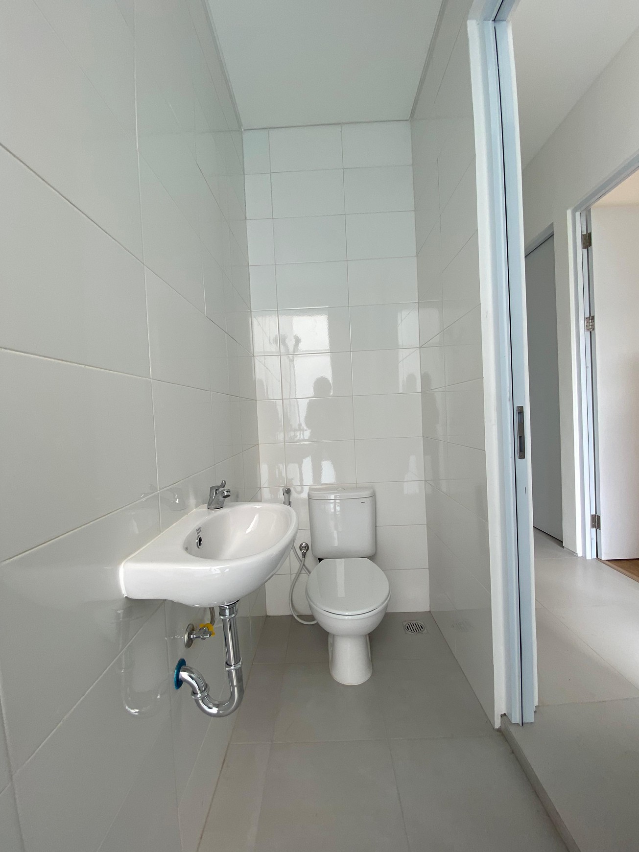 DIJUAL RUMAH KEMBAR 2 SIAP HUNI, Graha Green Garden, Dian Istana, Surabaya Barat