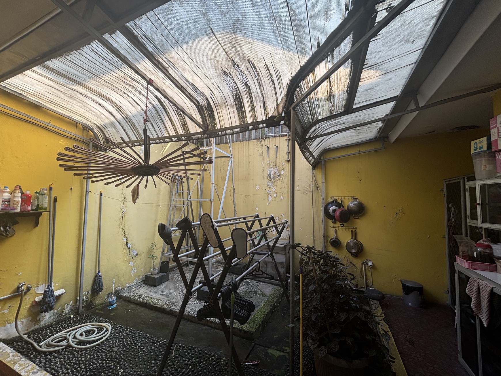 Termurah Rumah Kokoh 2 Lt  Siap Huni  di Kota Wisata Cibubur 