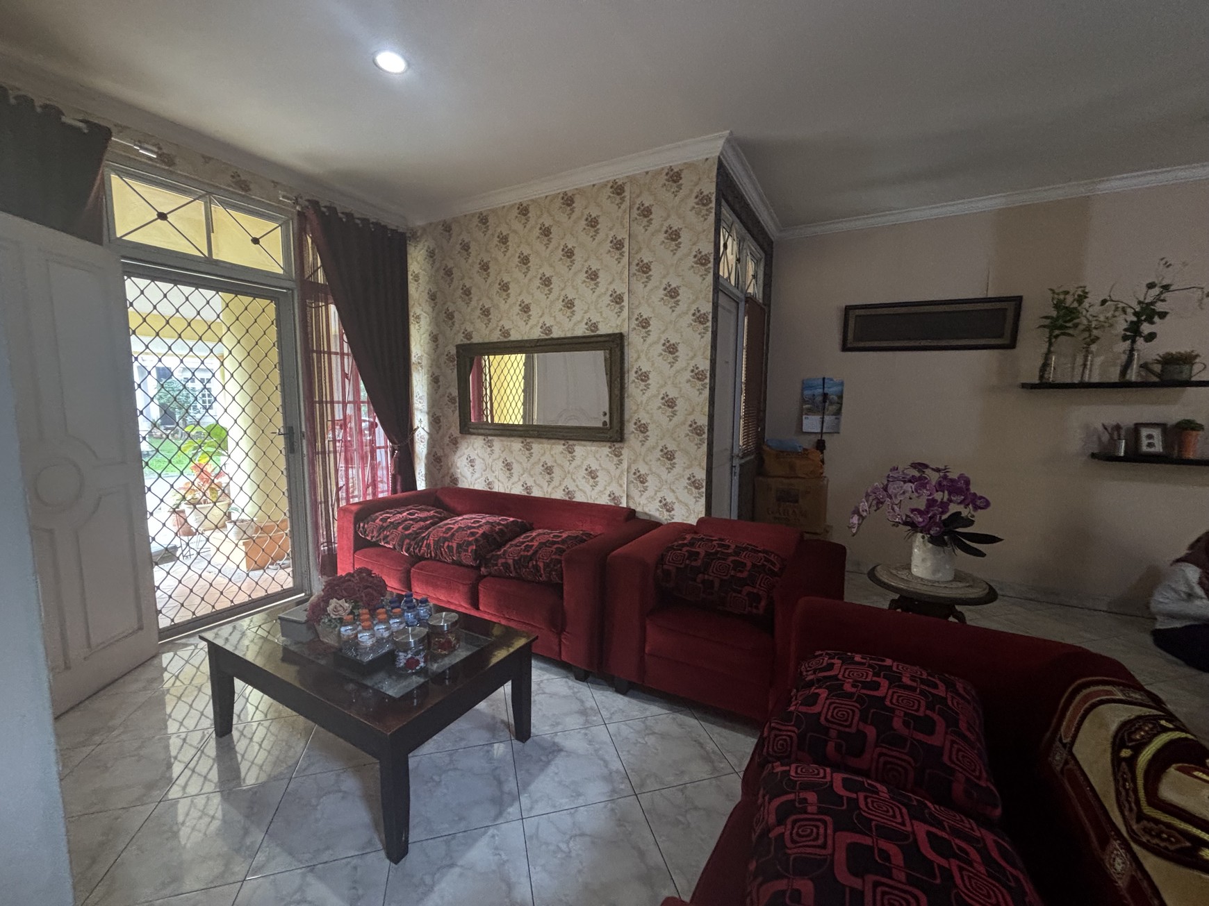 Termurah Rumah Kokoh 2 Lt  Siap Huni  di Kota Wisata Cibubur 