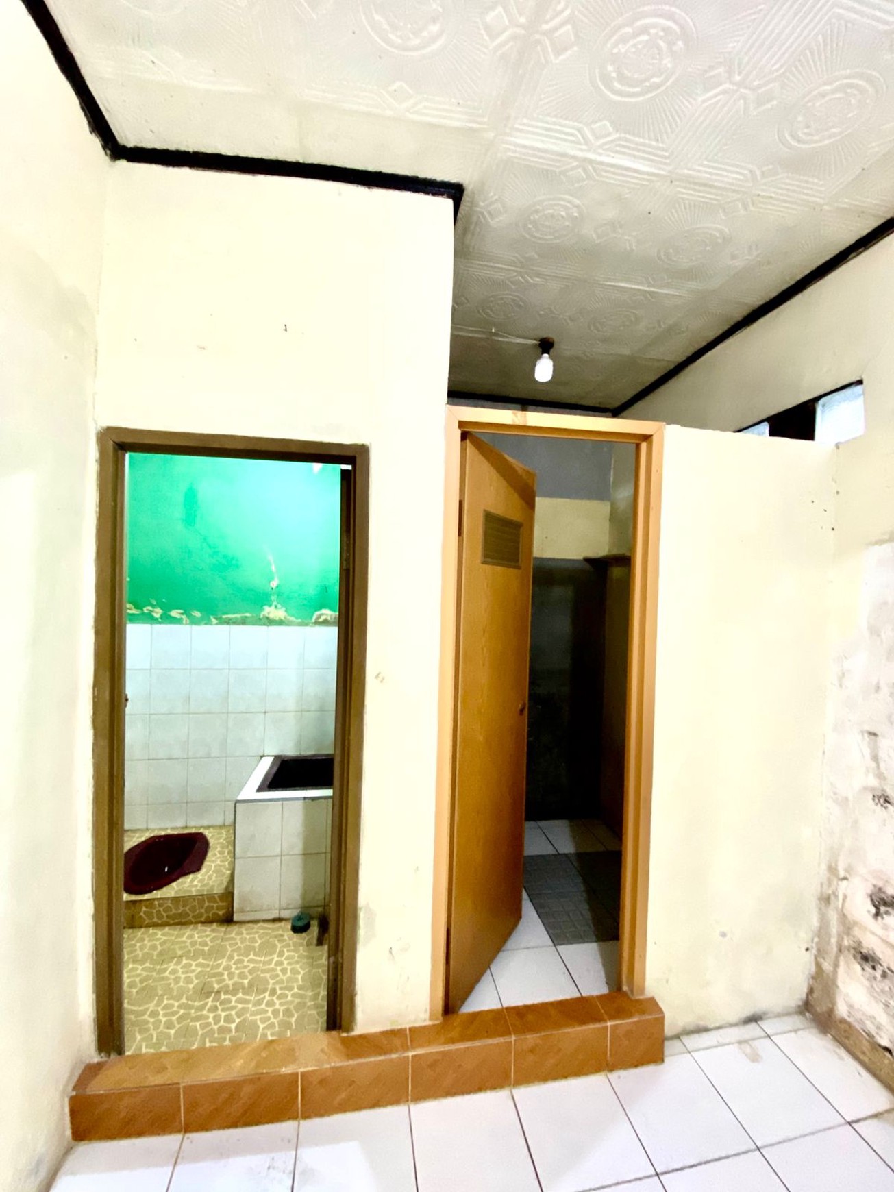 DIJUAL RUMAH MINIMALIS DI KAWASAN BANDUNG TIMUR LOKASI DEKAT  AKSES TOL