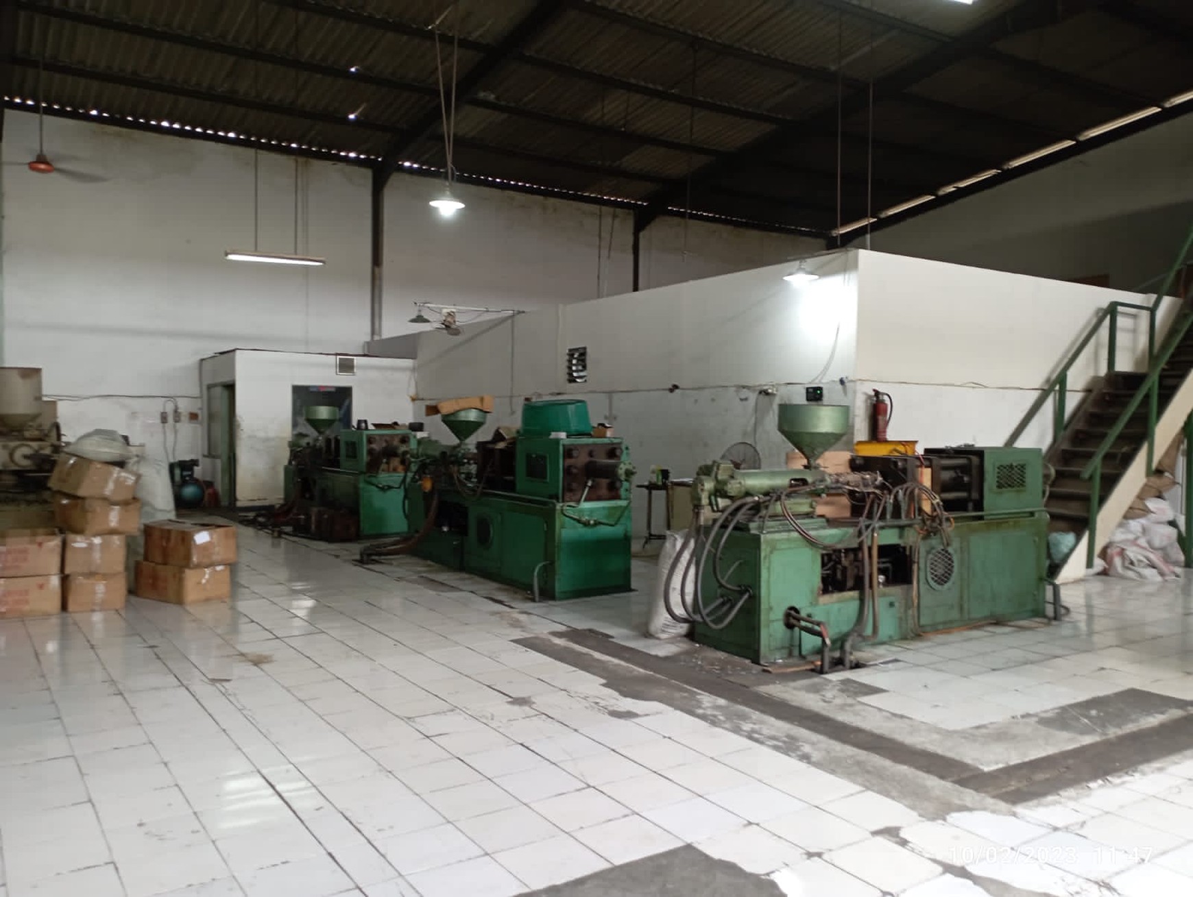 Pabrik Kemasan Kosmetik Aktif dan Strategis di Kawasan Industri Rungkut Surabaya